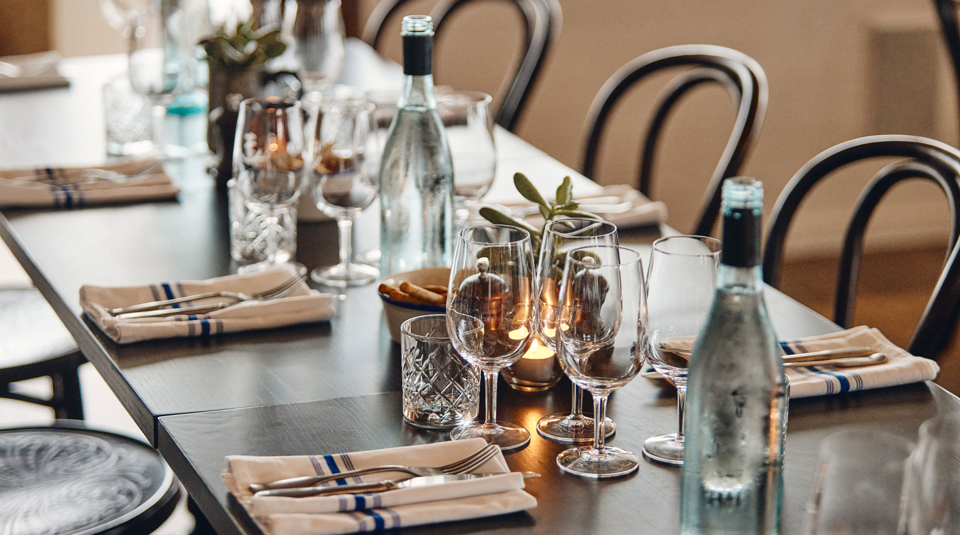 Restaurant with Waterfront View - Mornington Peninsula